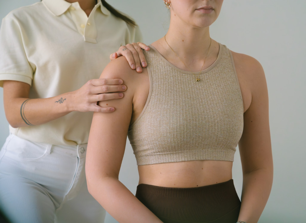 Osteopathische Behandlung von Schulter und Arm
